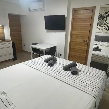 Apartments Anka Pula Exterior photo